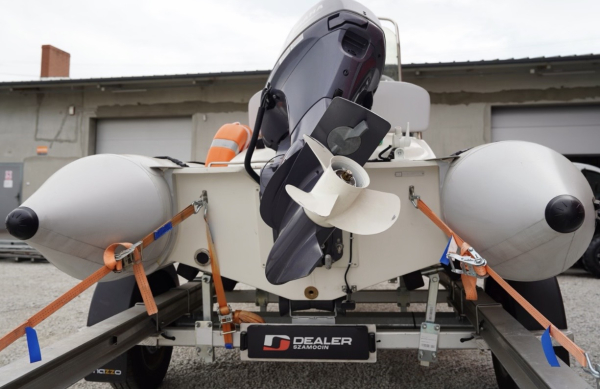 Motorówka Bombard Explorer 550