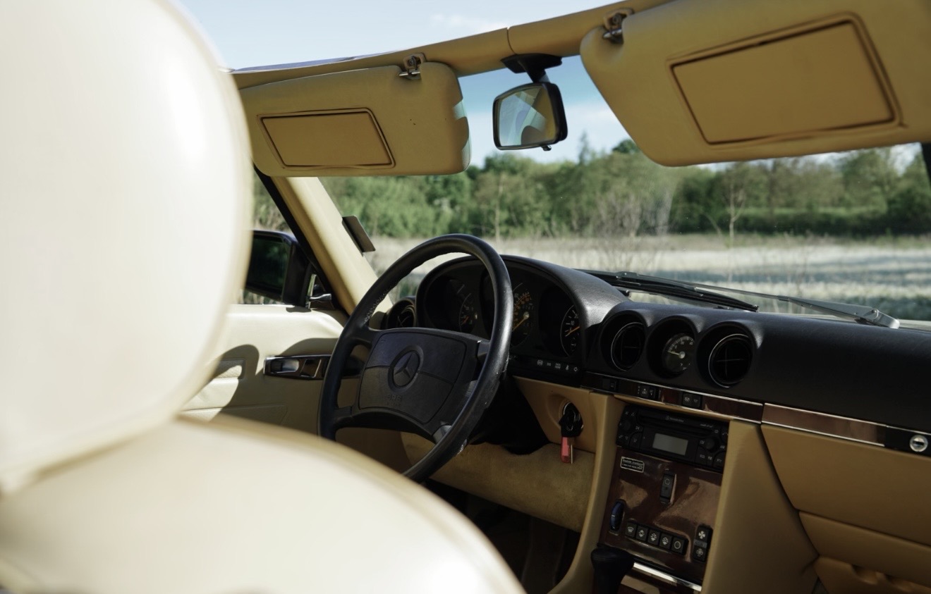 Mercedes-Benz 560SL Roadster 1989 r - obrazek 16
