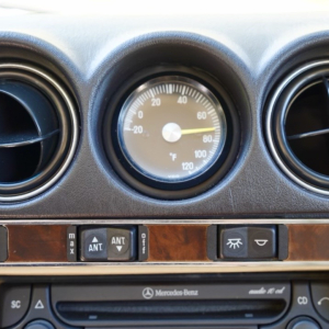 Mercedes-Benz 560SL Roadster 1989 r - obrazek 25