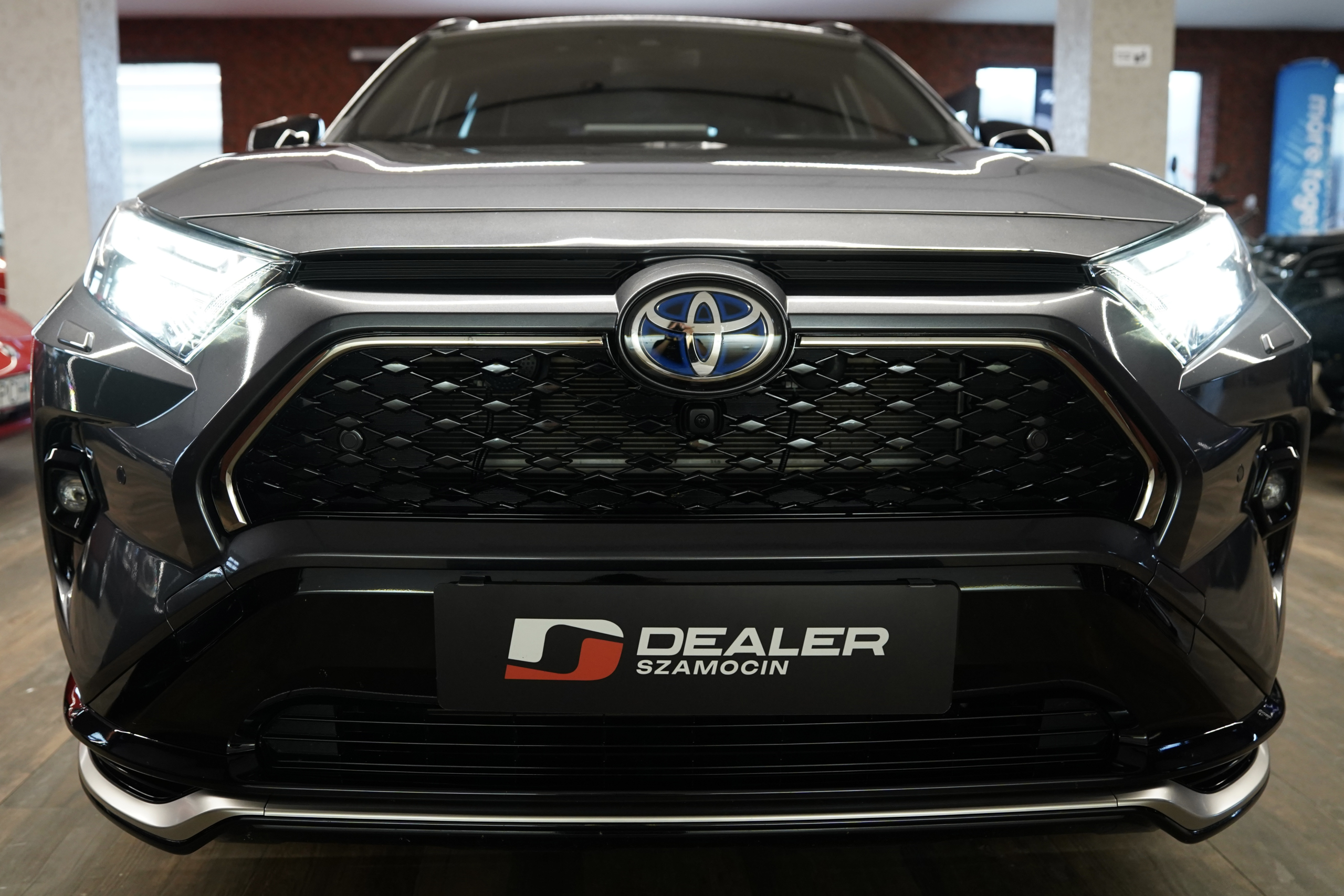 Toyota RAV4 Plug-in Hybrid - obrazek 5