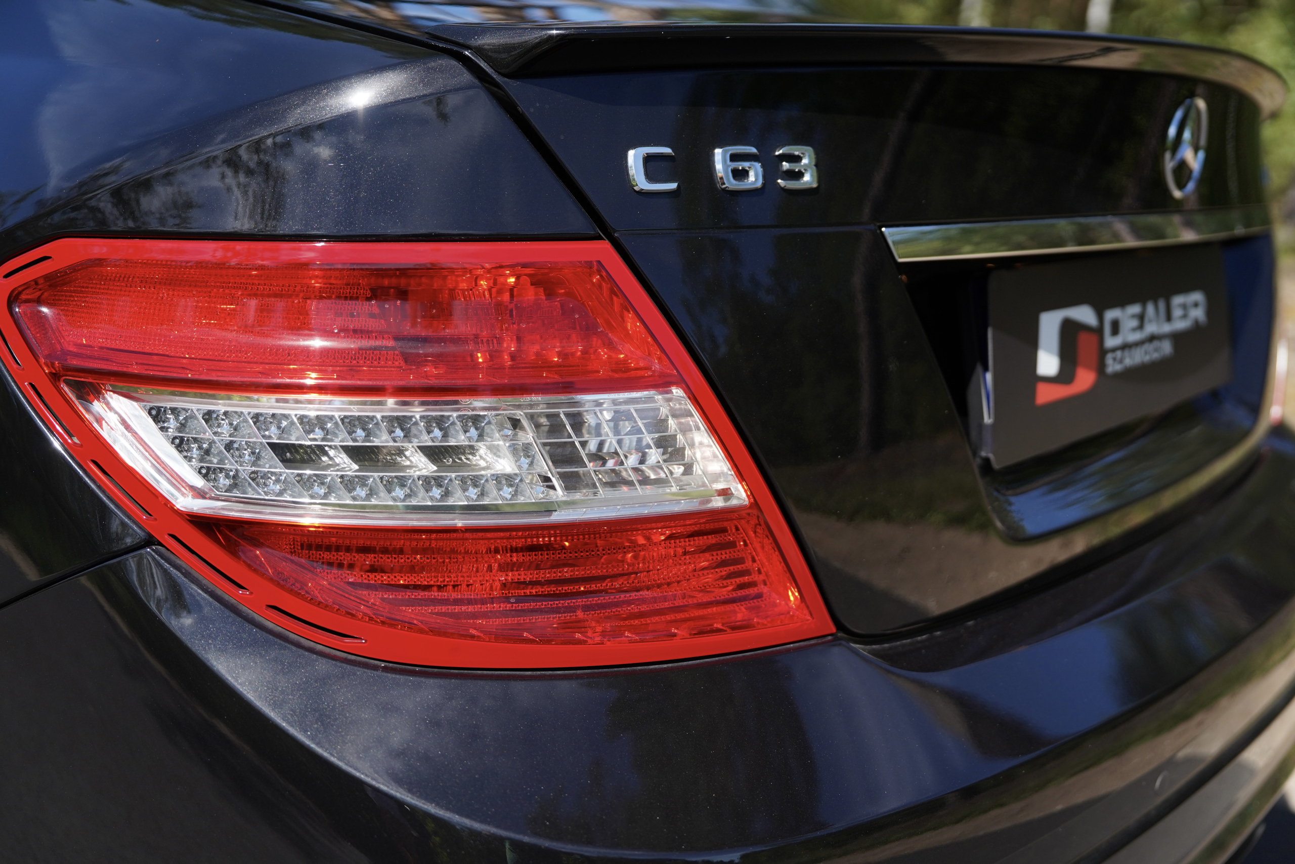 Mercedes-Benz C63 AMG W204 - obrazek 31