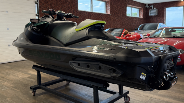 Sea-Doo RXP-X Apex 300 MY23 Tech Package