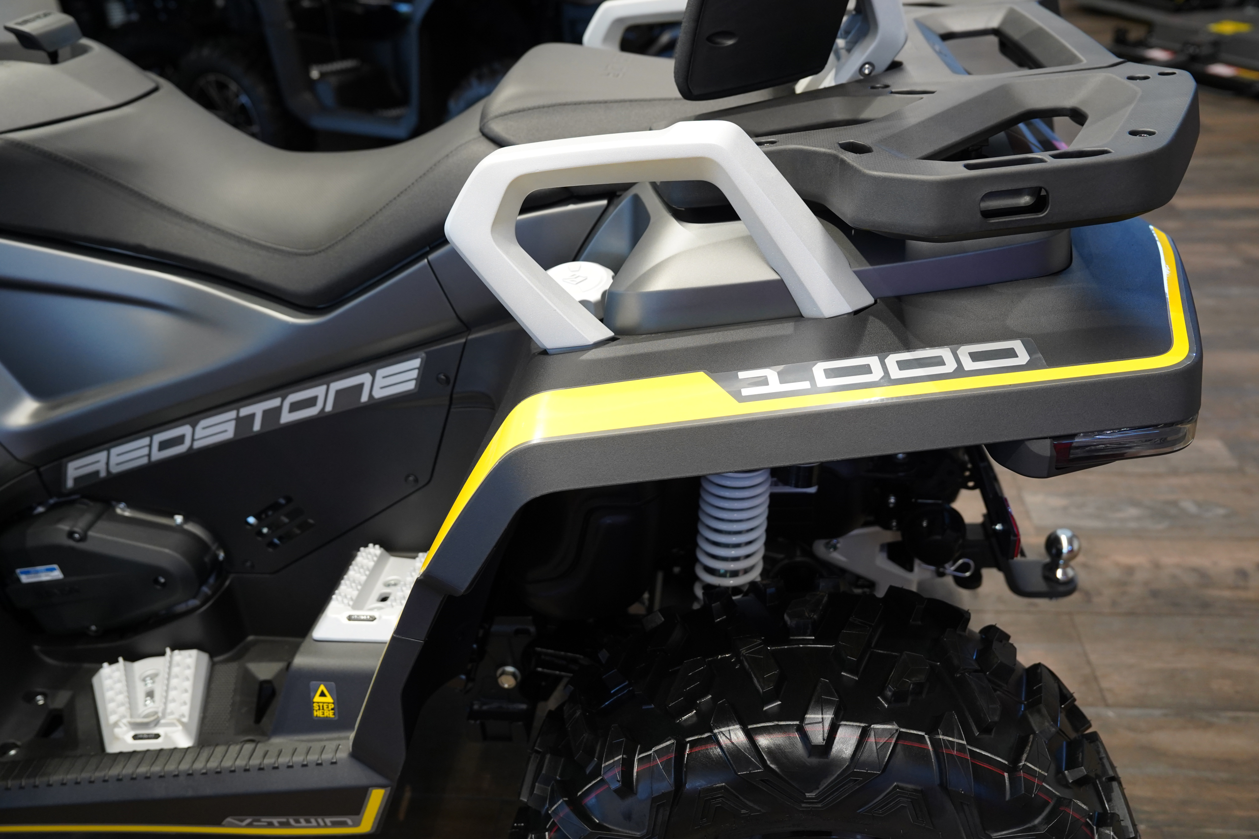 BENDA REDSTONE 1000 R2 - obrazek 15
