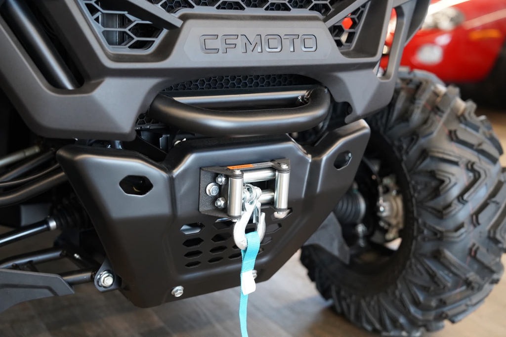 CFMoto UForce 600