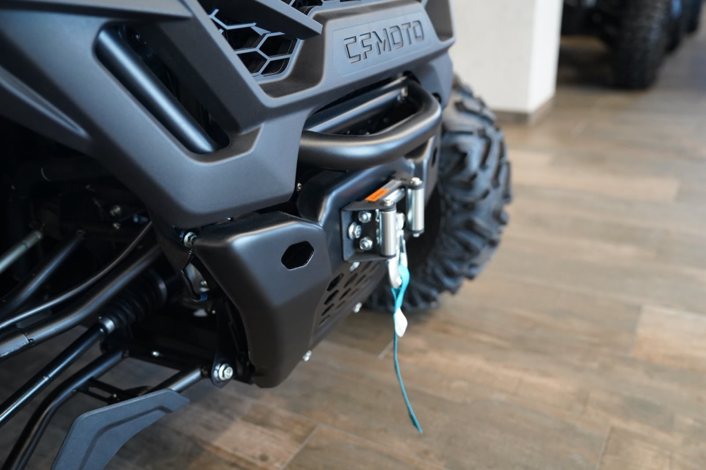 CFMoto UForce 600